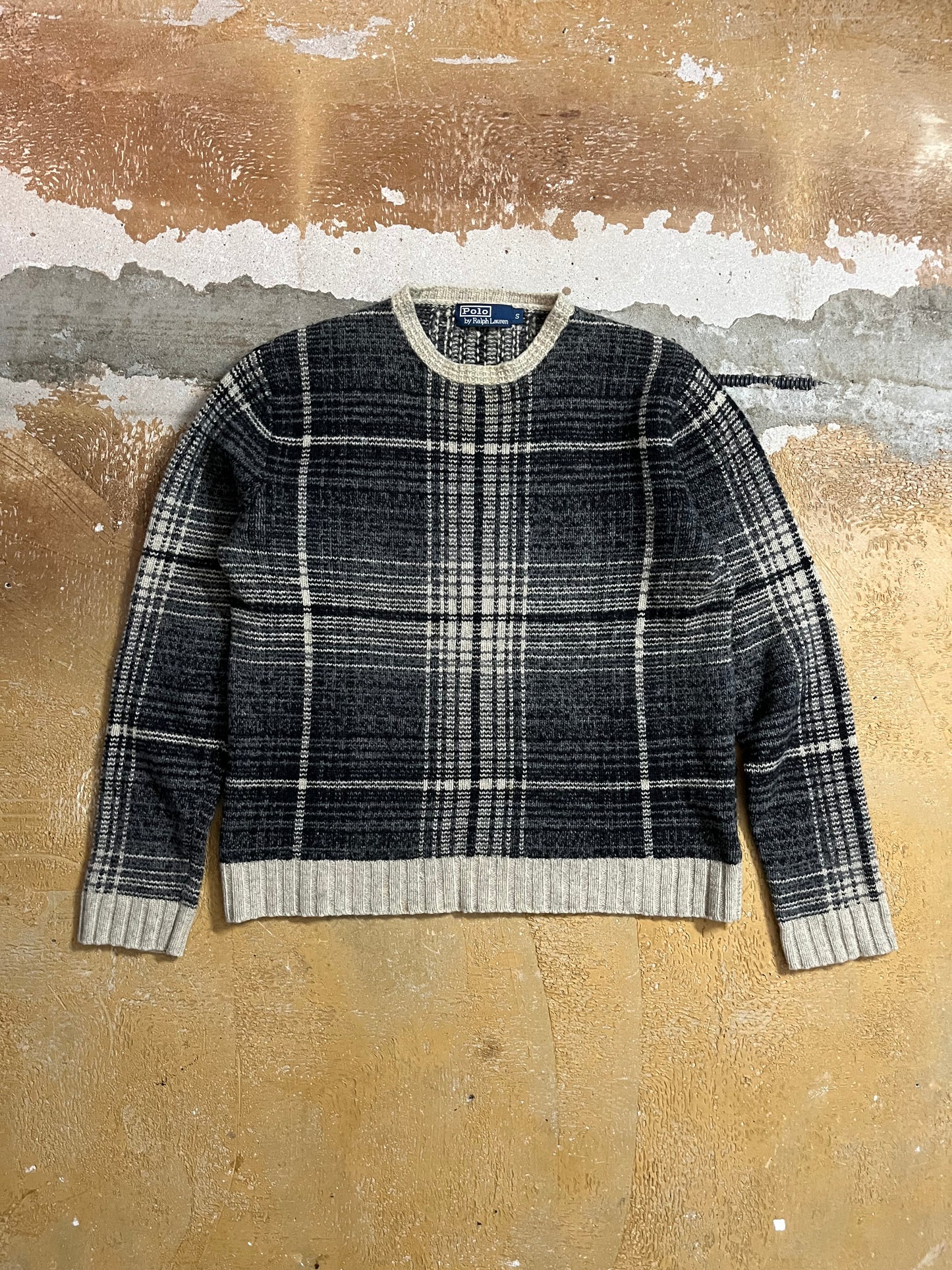 Ralph Lauren 100% lambswool knit sweater - S