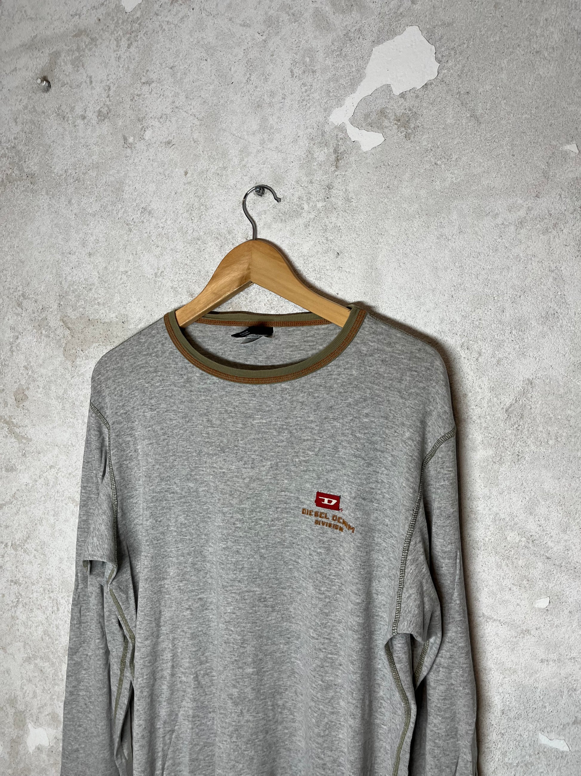 Diesel vintage 2000s longsleeve t-shirt